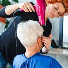 在Instagram上关注 @namesalon - c7娱乐
